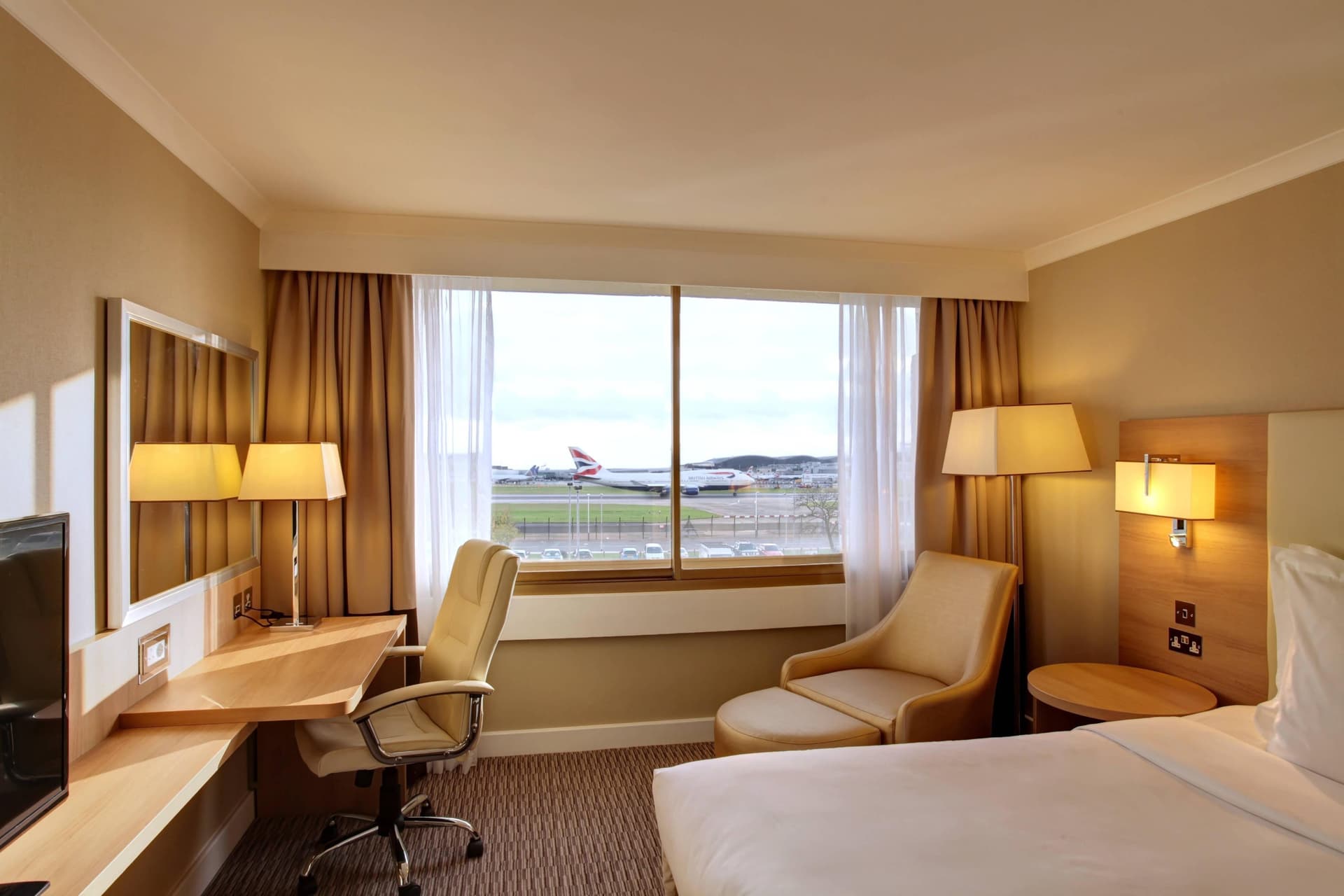 Renaissance London Heathrow Hotel