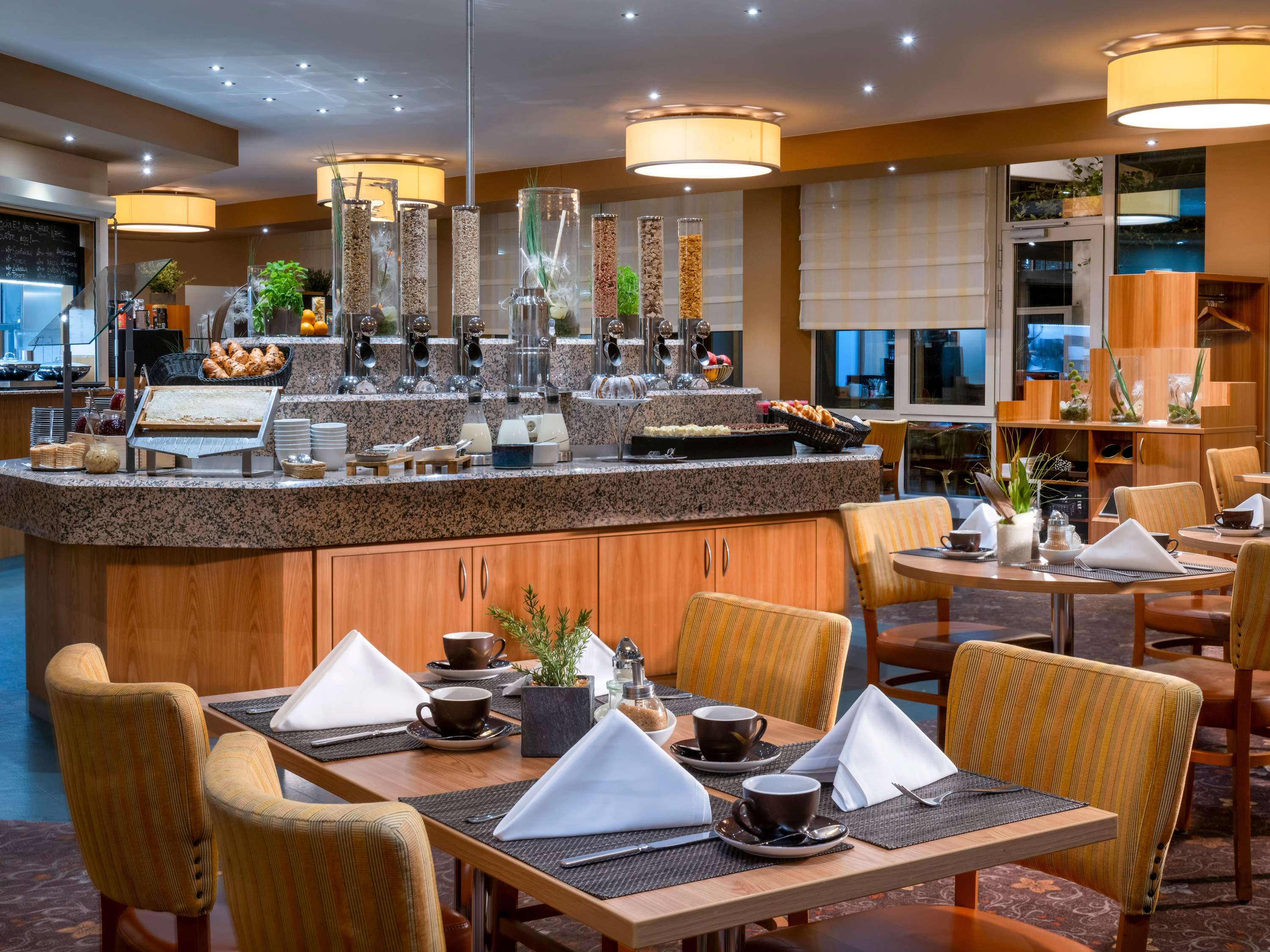 Mövenpick Nürnberg Airport