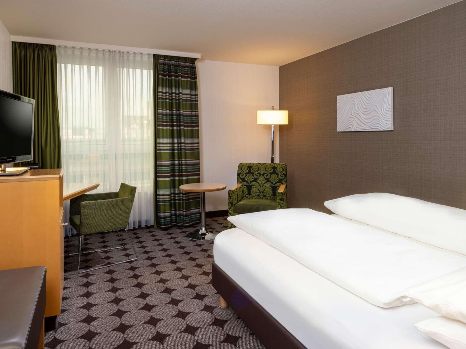Mövenpick Nürnberg Airport