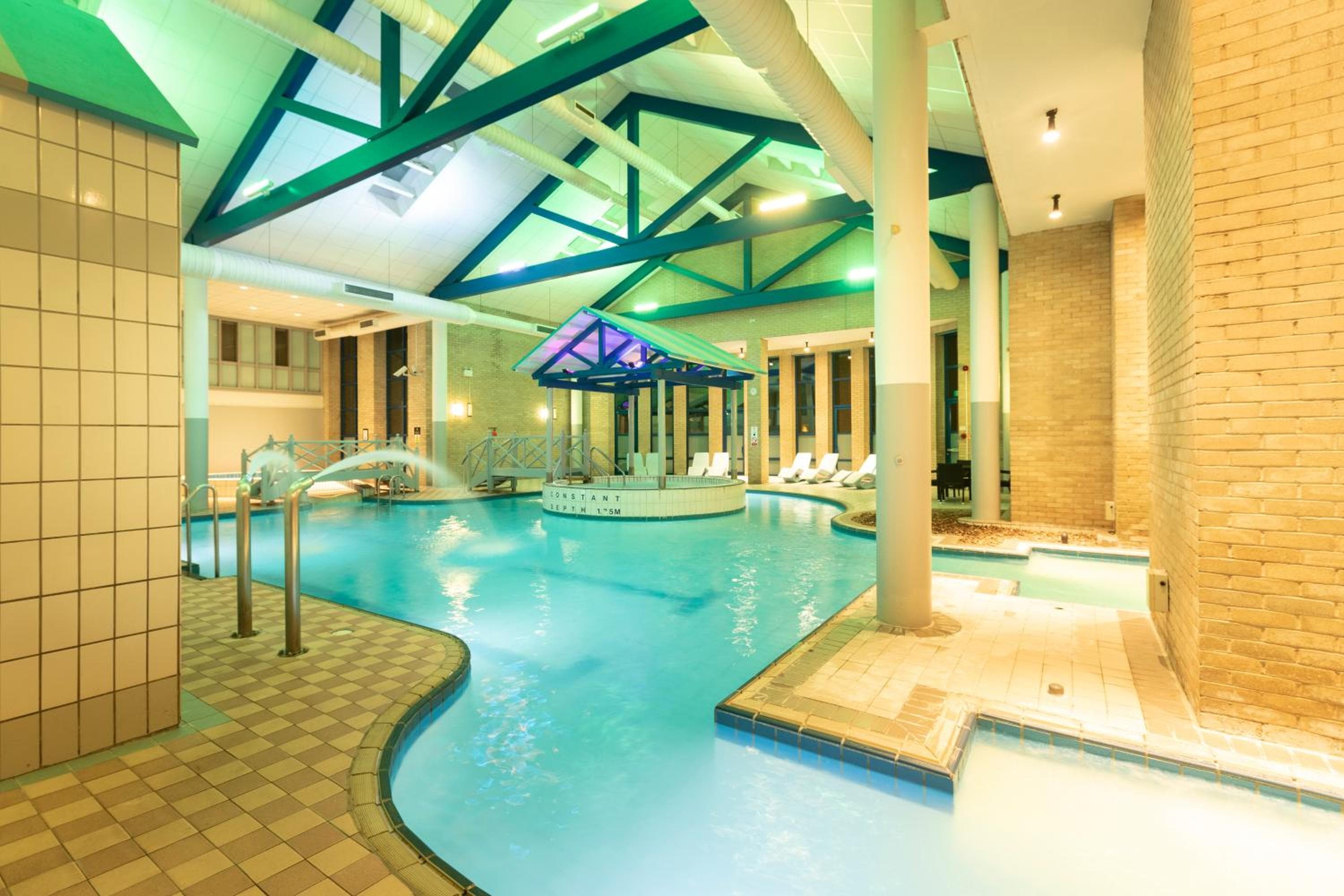 Gloucester Robinswood Hotel, Signature Collection By Best Western