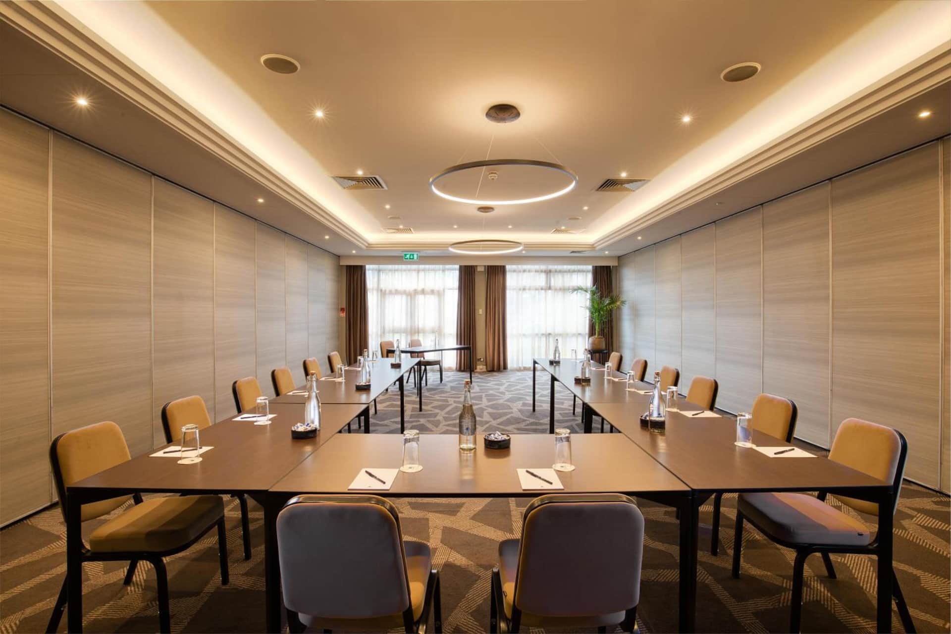 DoubleTree by Hilton London - Ealing