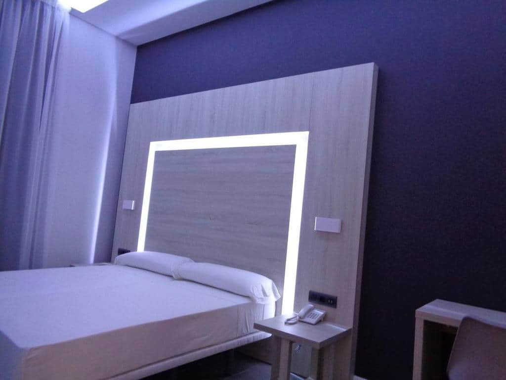Hostal Plaza Goya Bcn