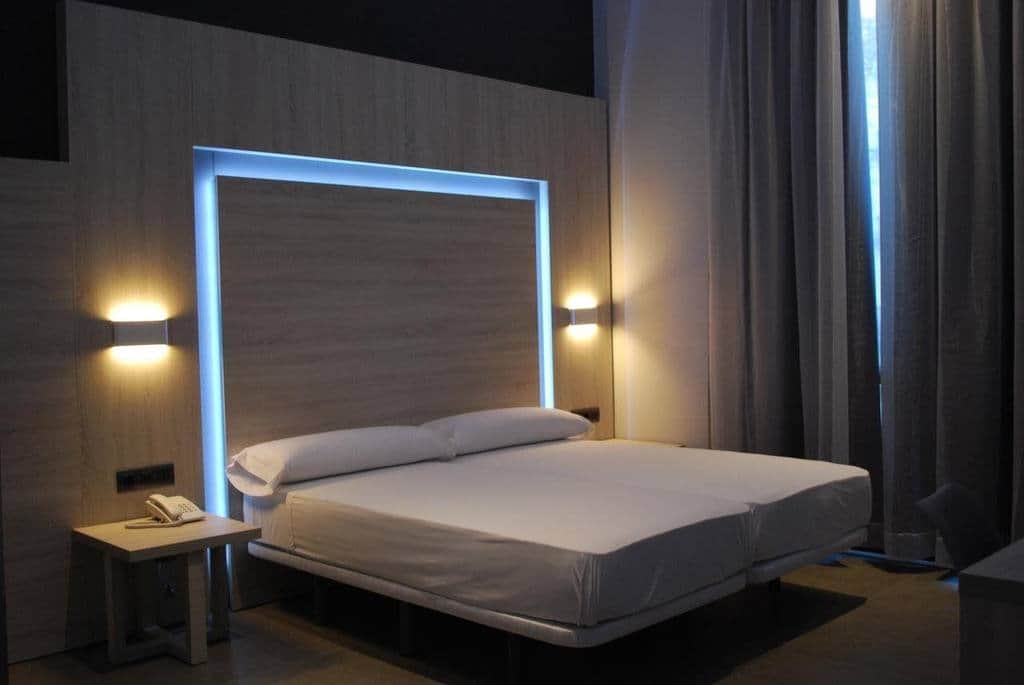 Hostal Plaza Goya Bcn
