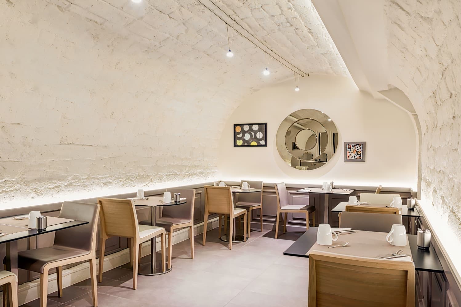 Mercure Paris Opera Grands Boulevards Hotel