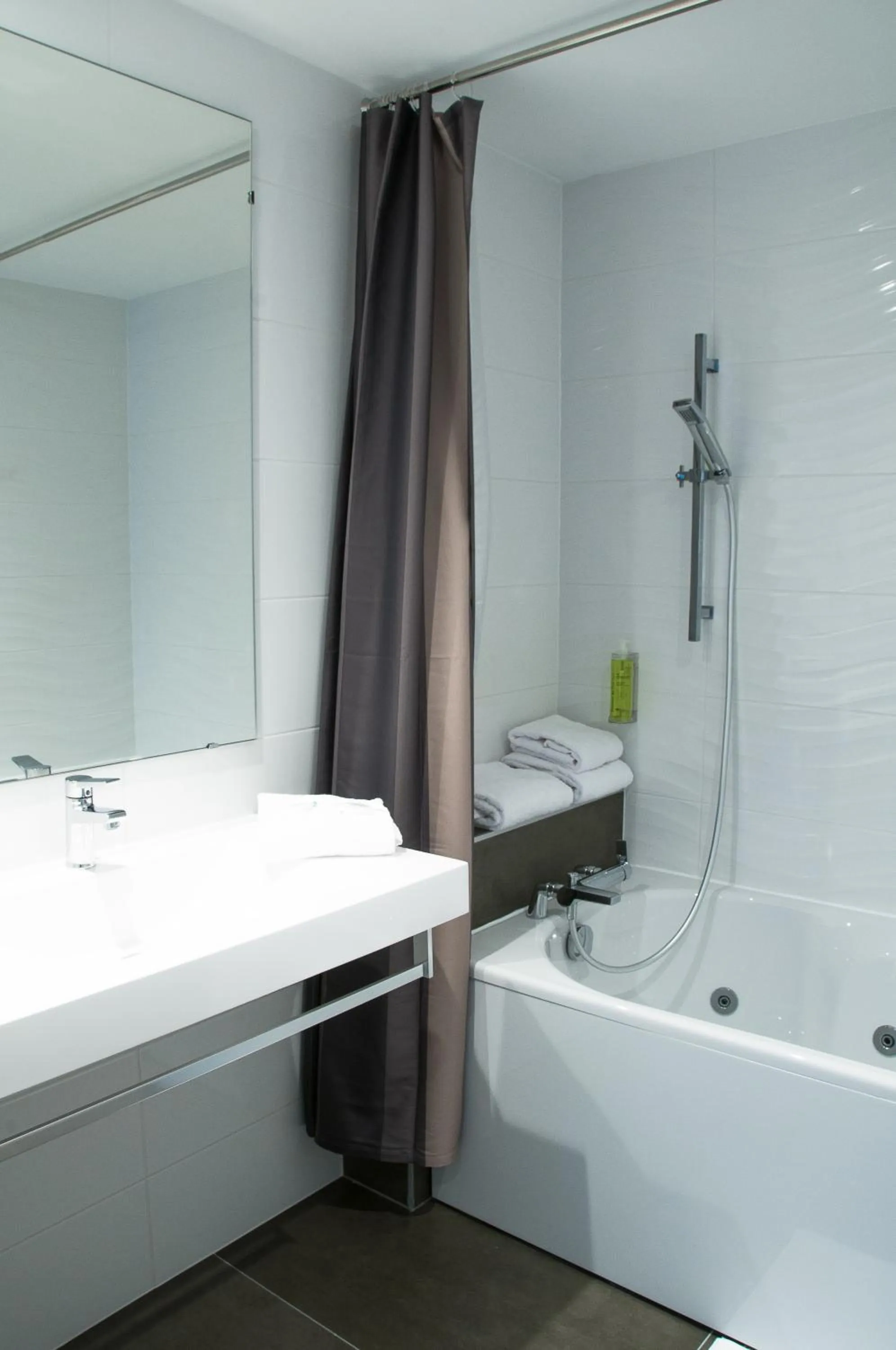 Le Lodge Brit Hôtel Strasbourg