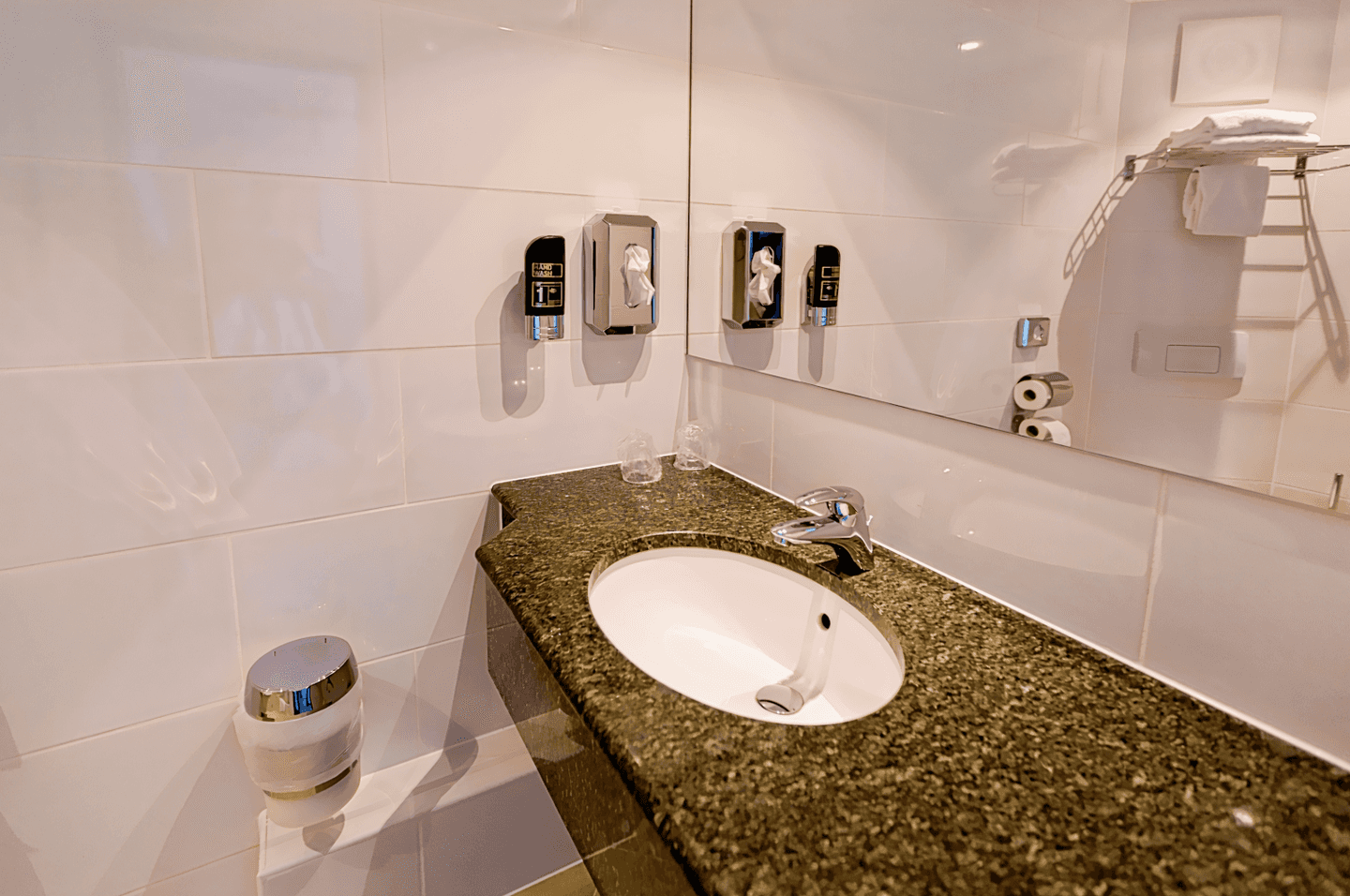 Life Hotel Vienna Airport