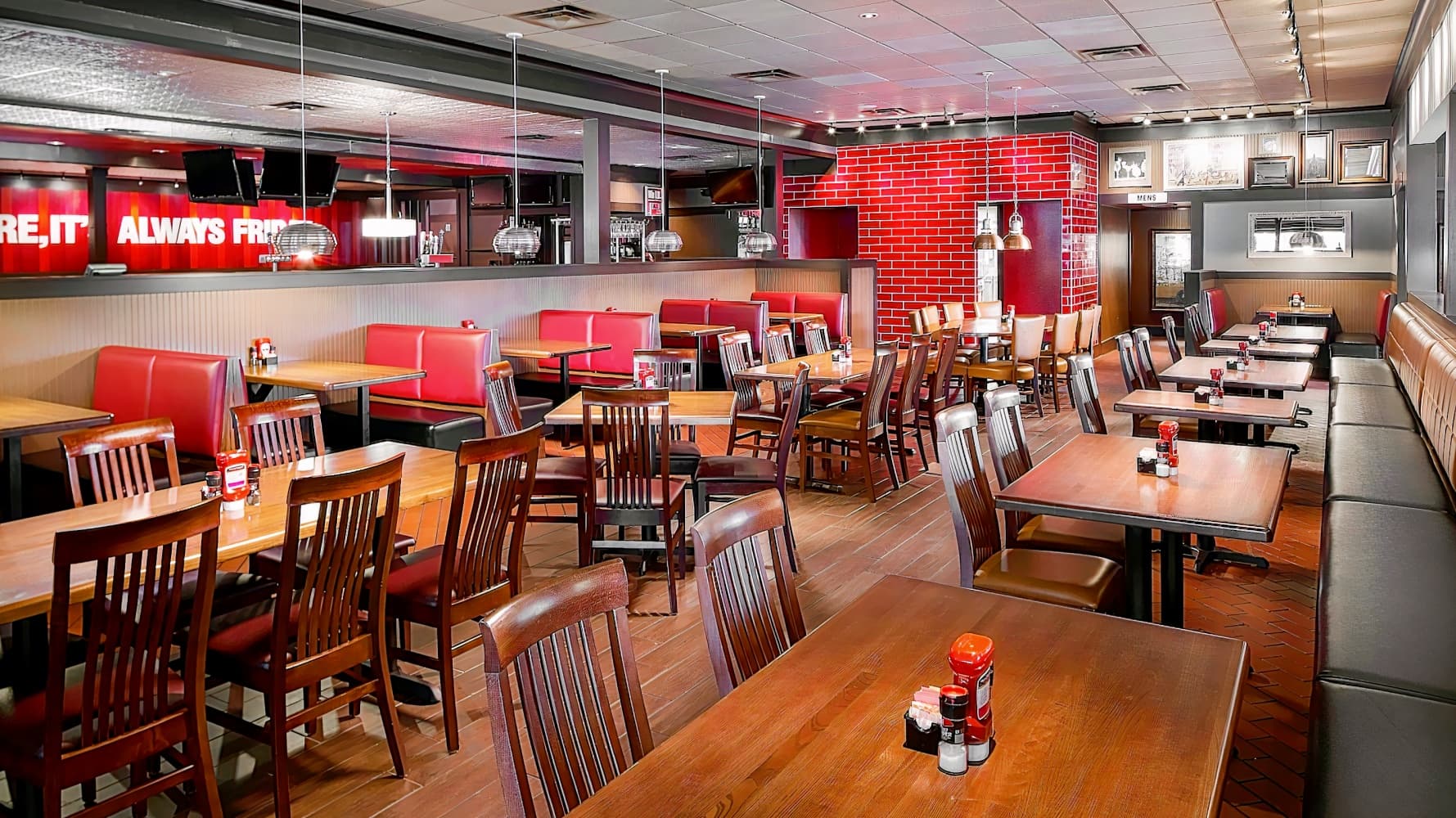 Courtyard by Marriott Chicago Midway Airport