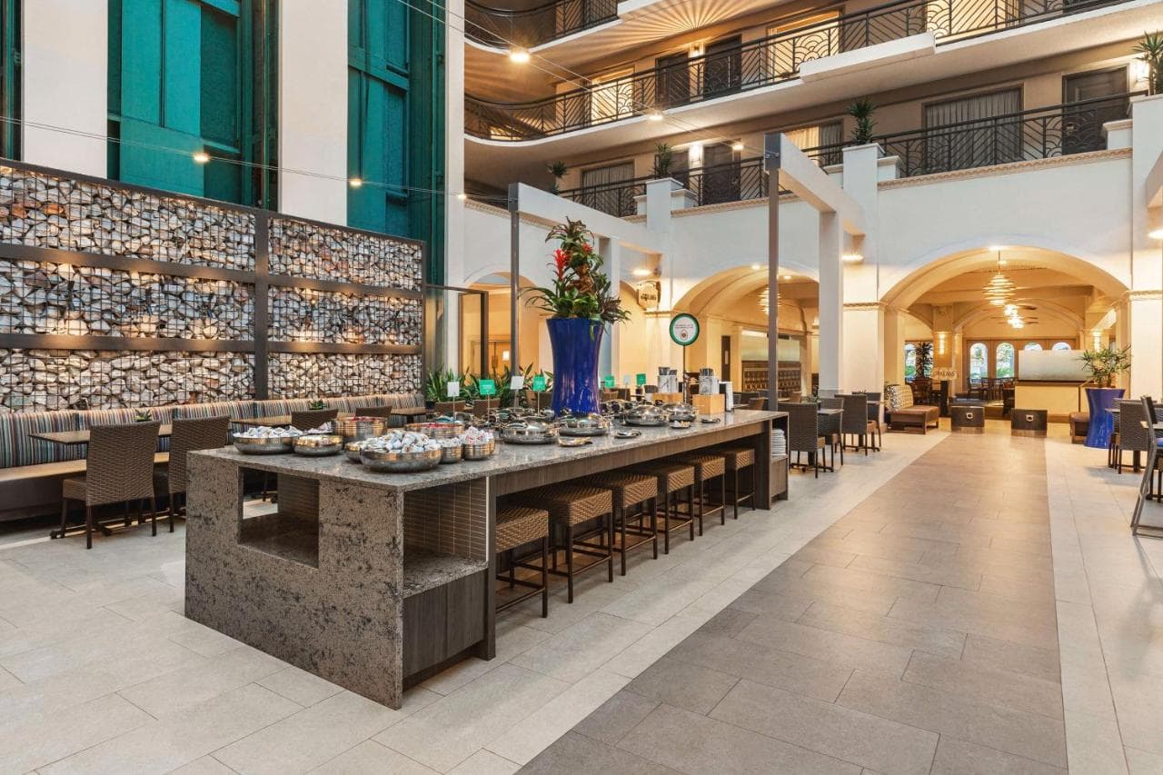 Embassy Suites by Hilton Miami International Airport