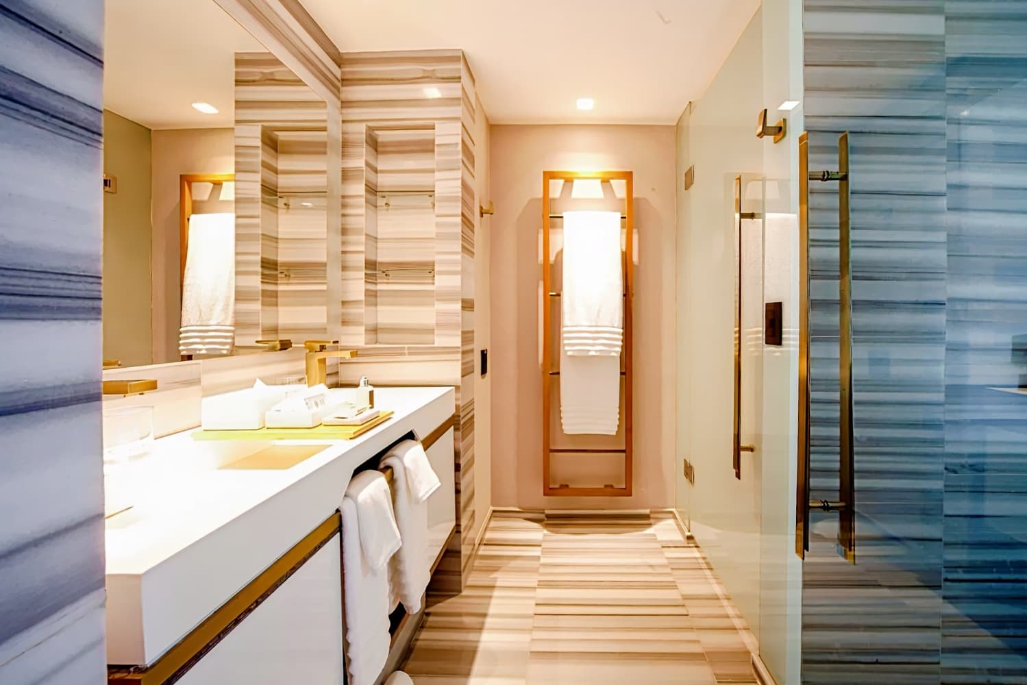 LSH Hotel