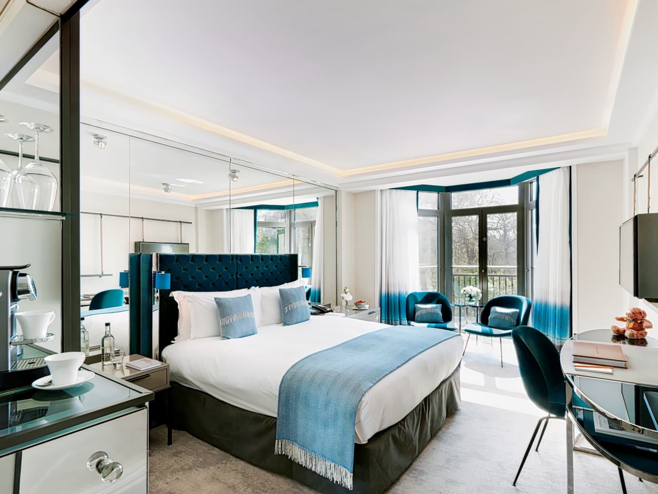 Athenaeum Hotel and Residences