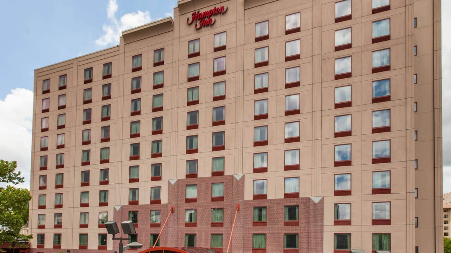 Hampton Inn New York - LaGuardia Airport
