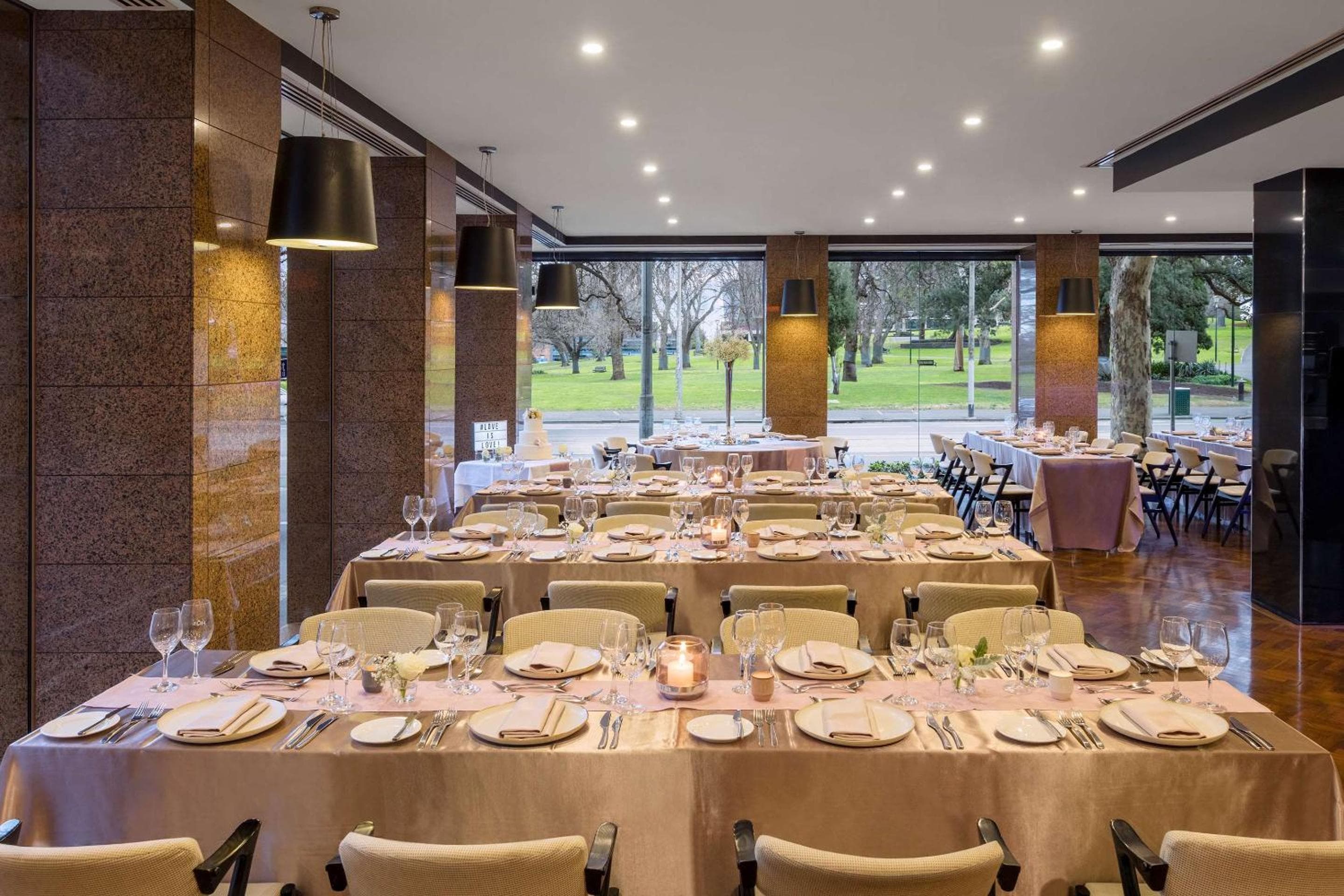 Flagstaff Gardens Hotel